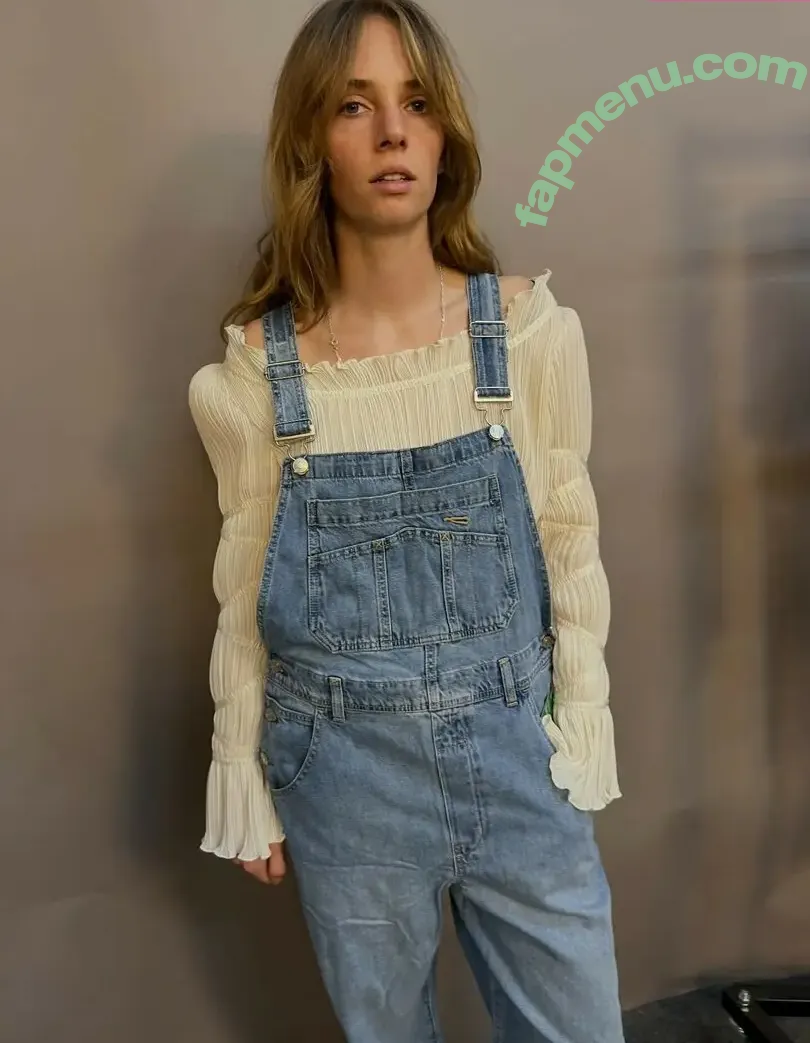 Maya Hawke nude photo #1258 (maya_hawke)