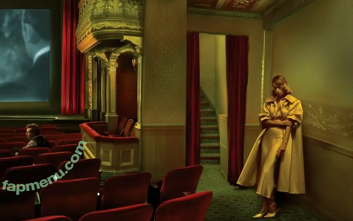 Maya Hawke nude photo #1278 (maya_hawke / neohawk2)