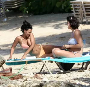 Maya Jama / mayajama nude photo #0142