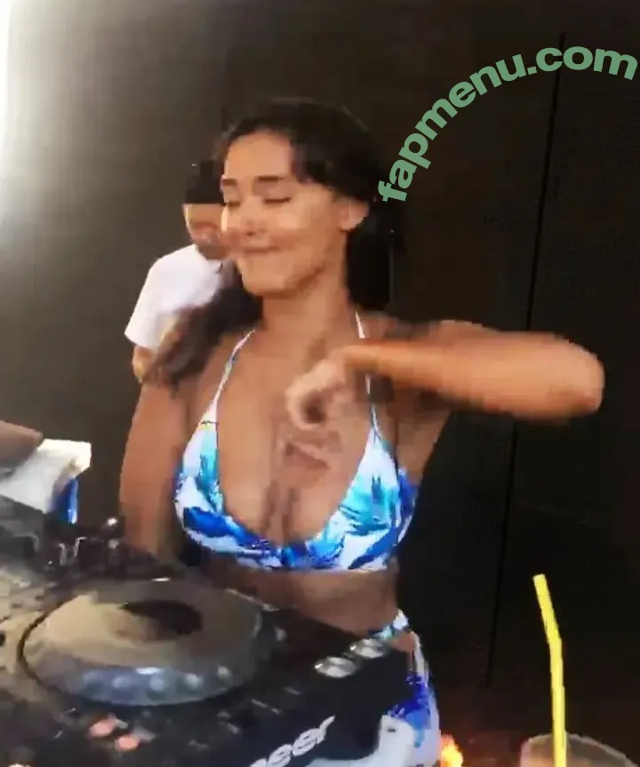 Maya Jama nude photo #0102 (mayajama)