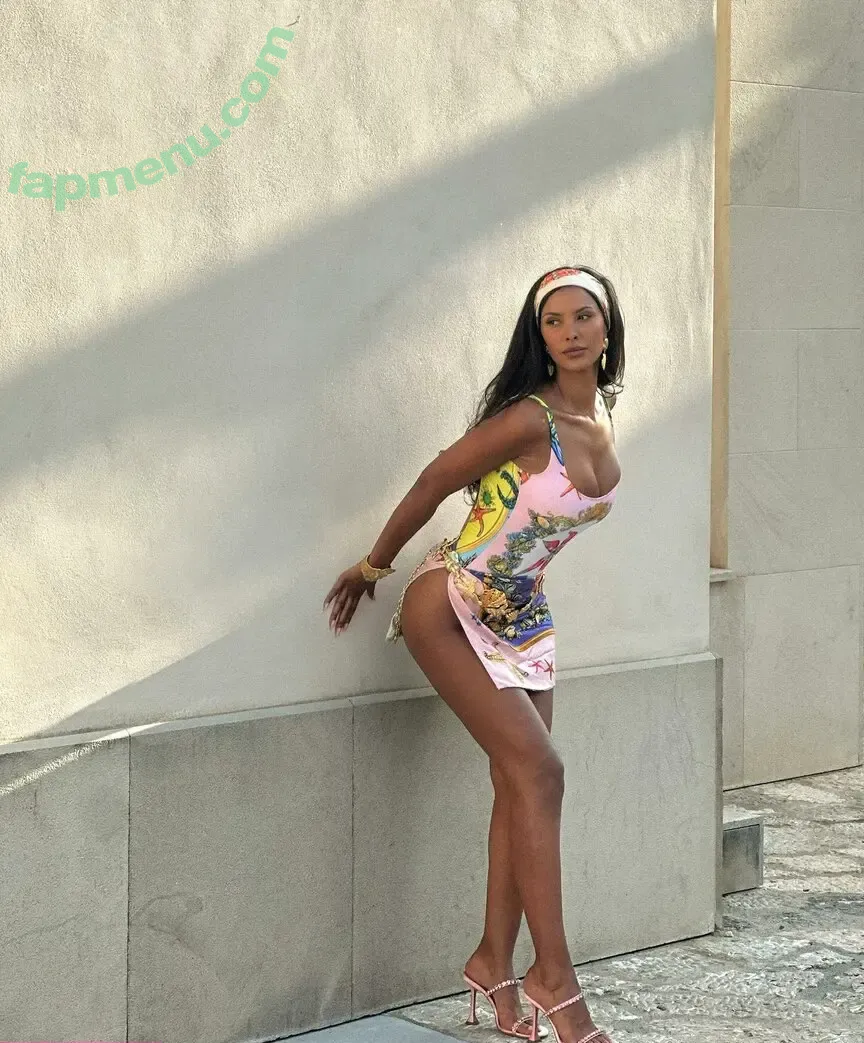Maya Jama nude photo #1586 (mayajama)