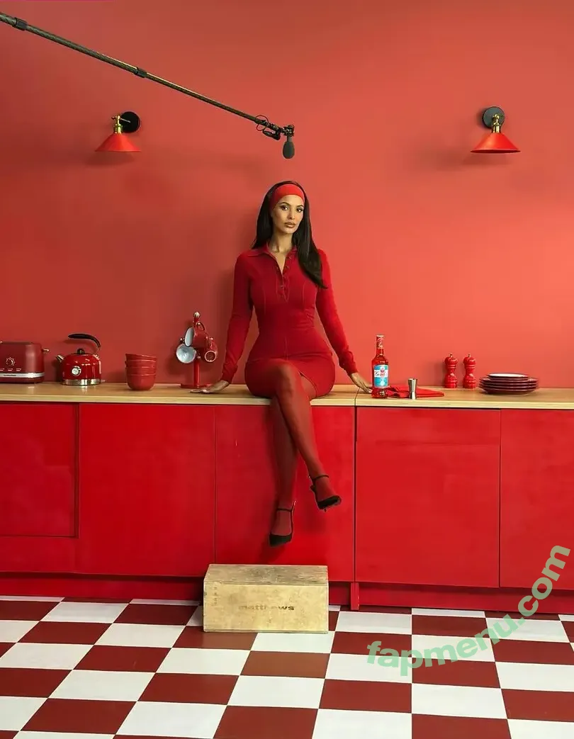 Maya Jama nude photo #1689 (mayajama)