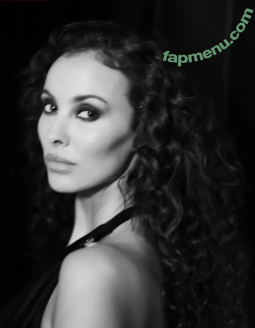 Maya Jama nude photo #1716 (mayajama)