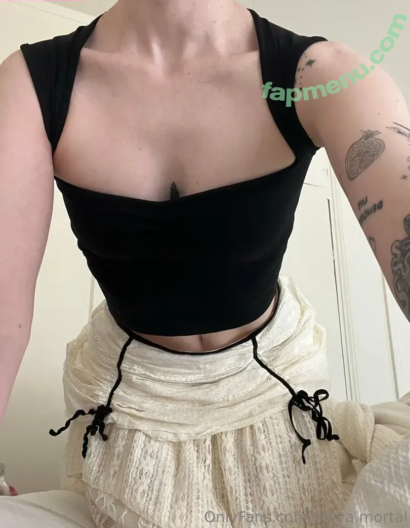 maya.mortal nude photo #0013 (mayamortal)