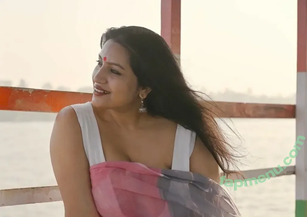 Maya The Doe Eye Girl nude photo #0027 (the_doe_eyed_gurl)