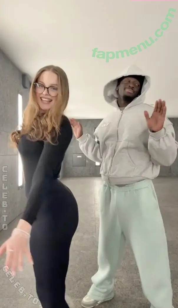 mayaa.zr nude photo #0064 (mayaa.zrr)