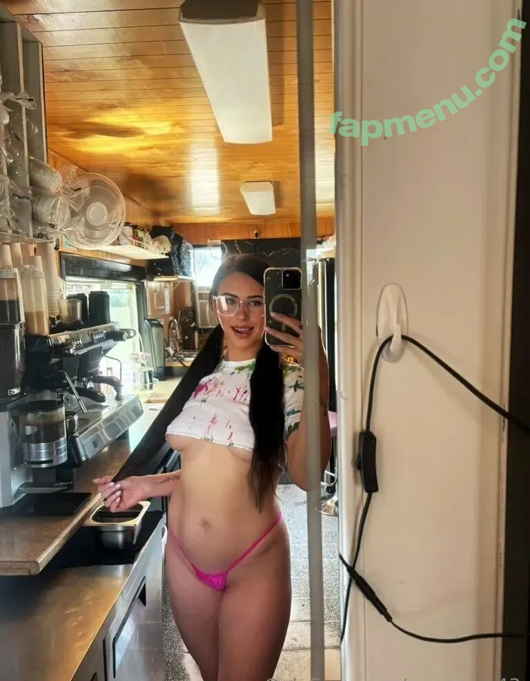 mayaaa143 nude photo #0001 (maya_barista143)