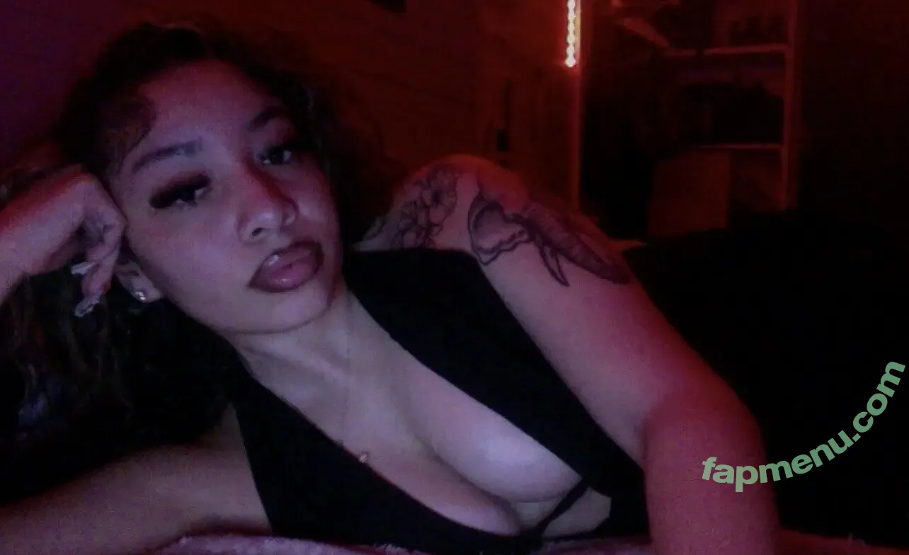 Mayabuckets nude photo #0026 (mayanobuckets)