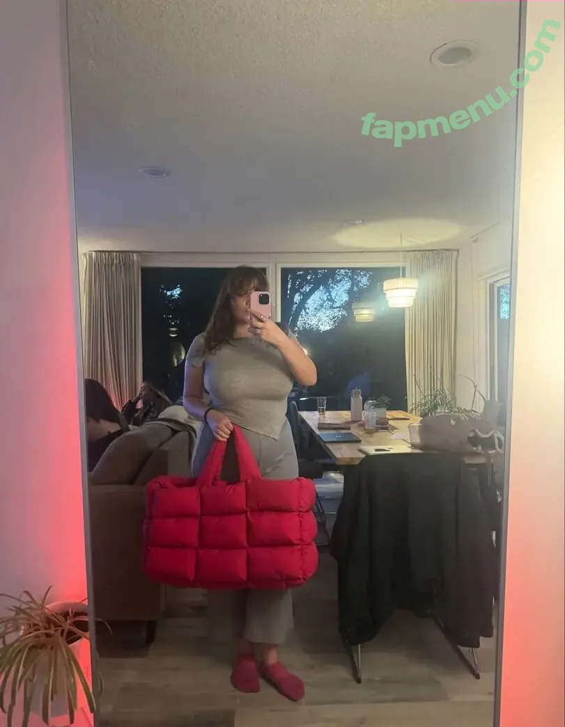 Mayaisfiya nude photo #0171 (mayawoulfe)