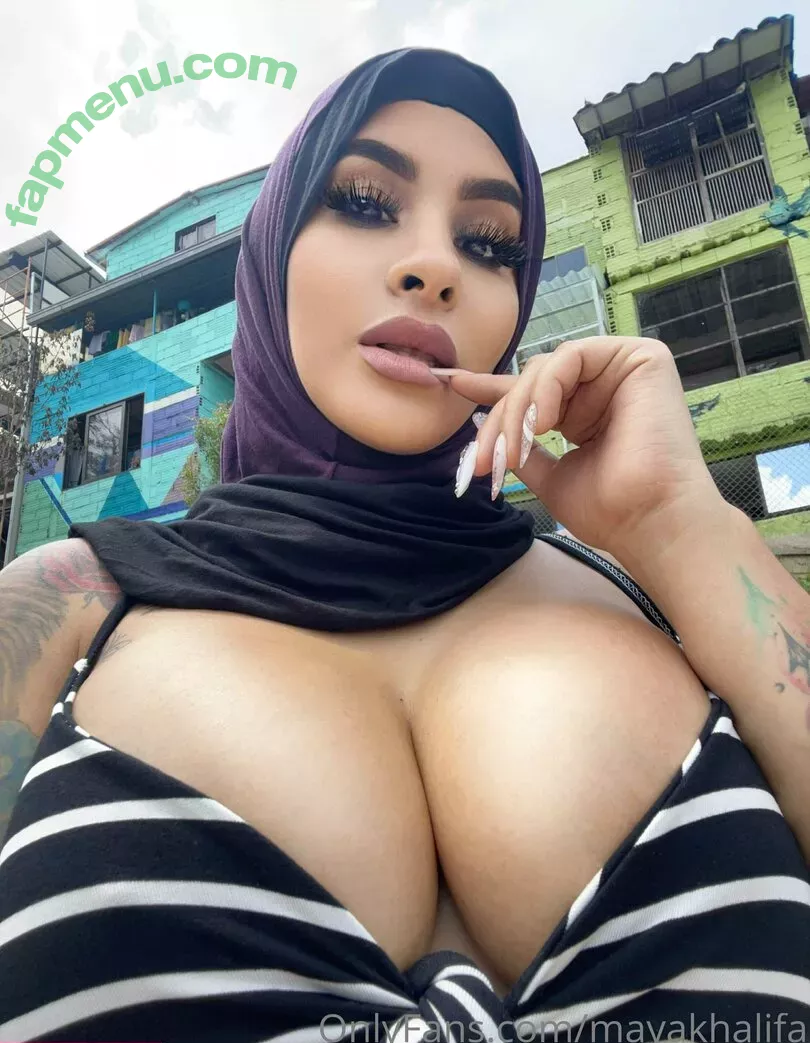 Mayakhalifa nude photo #0467 (miakhalifa)