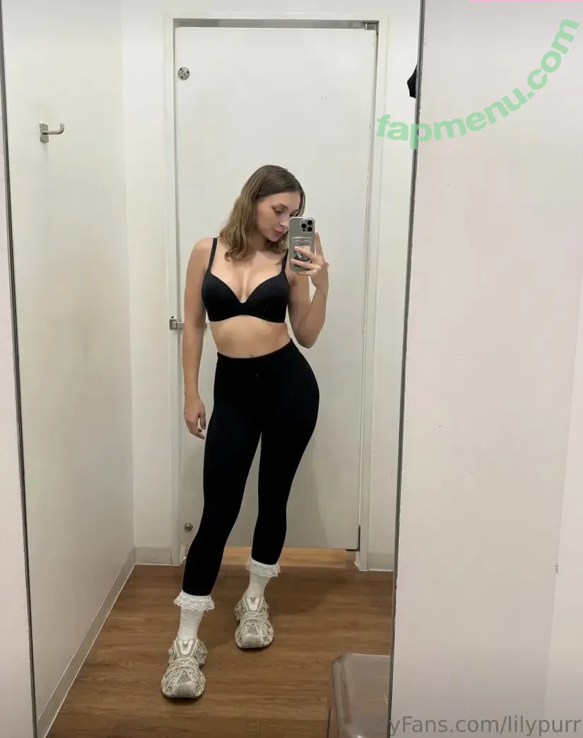 mayalis nude photo #0018 (mayaliswright)