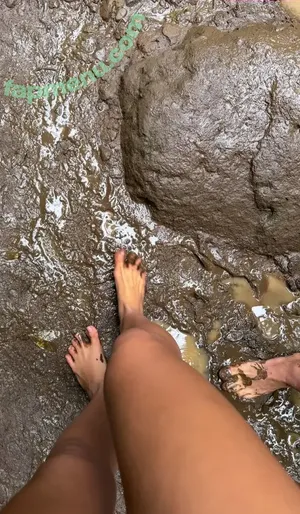 Mayanaks / mayanprncss69 nude photo #0017