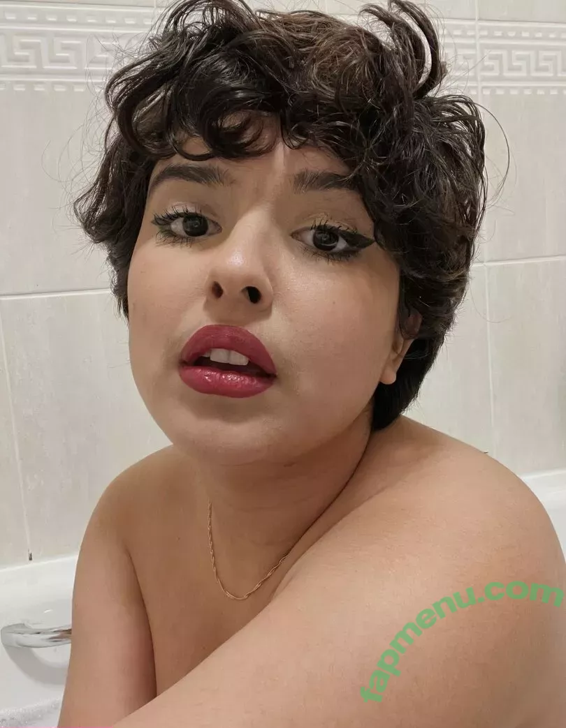 mayapetite nude photo #0092 (maya.la.petite)