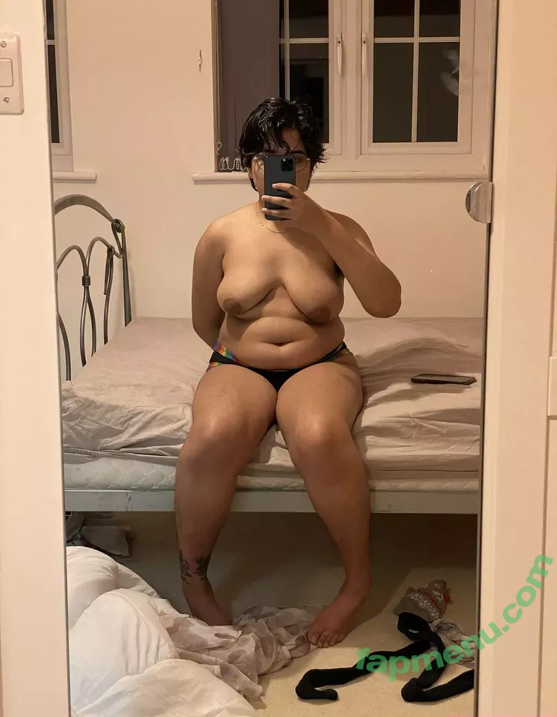 mayapetite nude photo #0117 (maya.la.petite)