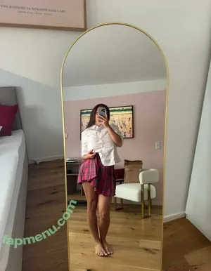  nude photo #0005