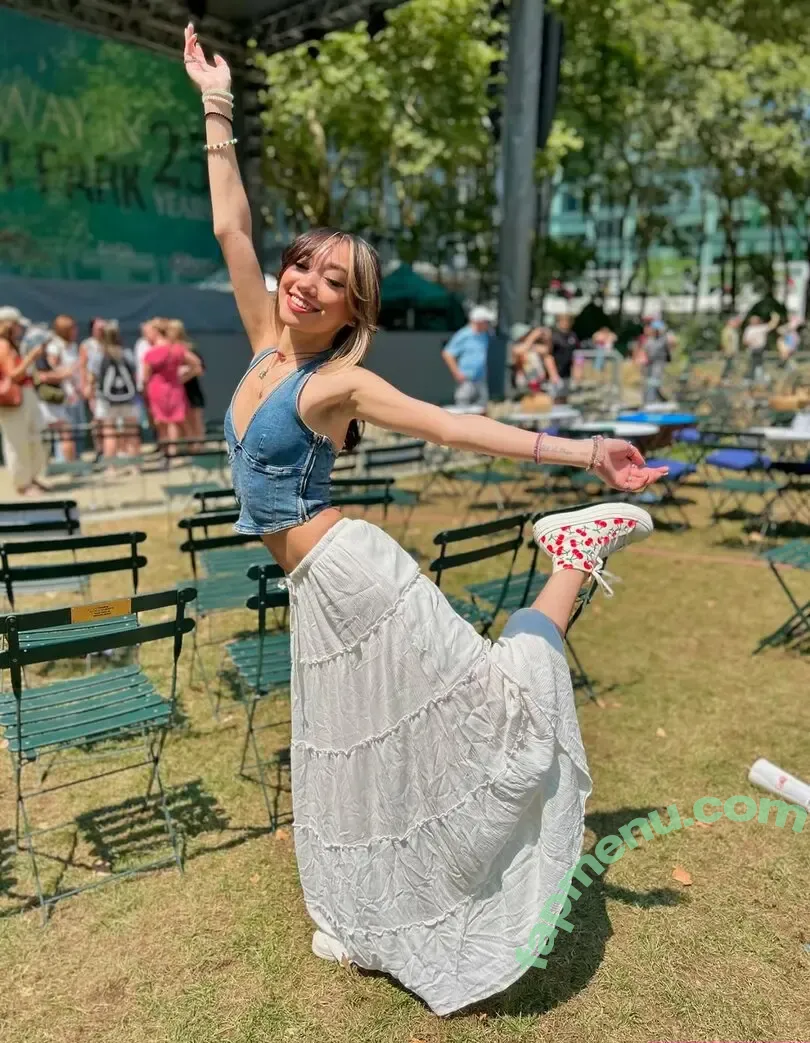 maybebaylee nude photo #0038 (maybebaylee)