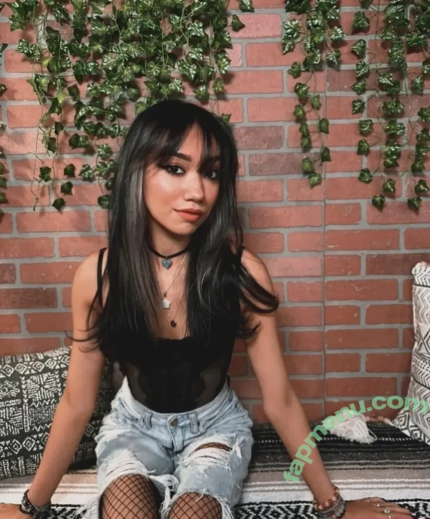 maybebaylee nude photo #0055 (maybebaylee)