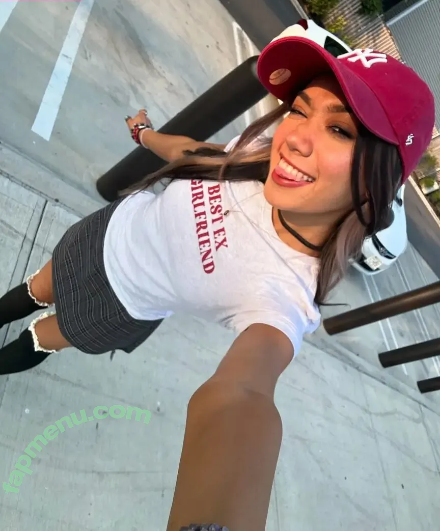 maybebaylee nude photo #0060 (maybebaylee)