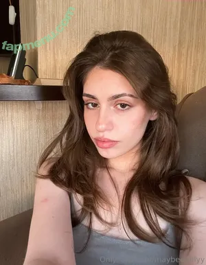 Maybeemilyy / maybeemily nude photo #0029
