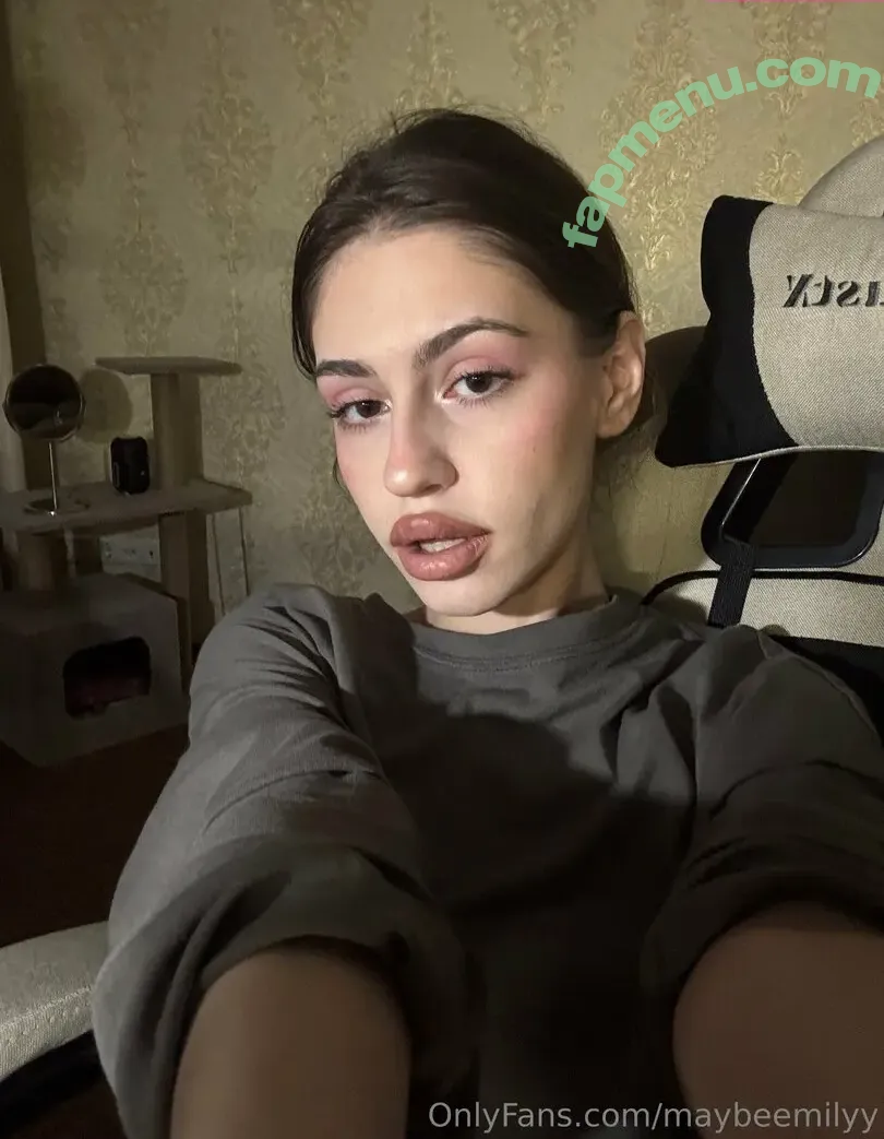 Maybeemilyy nude photo #0027 (maybeemily)