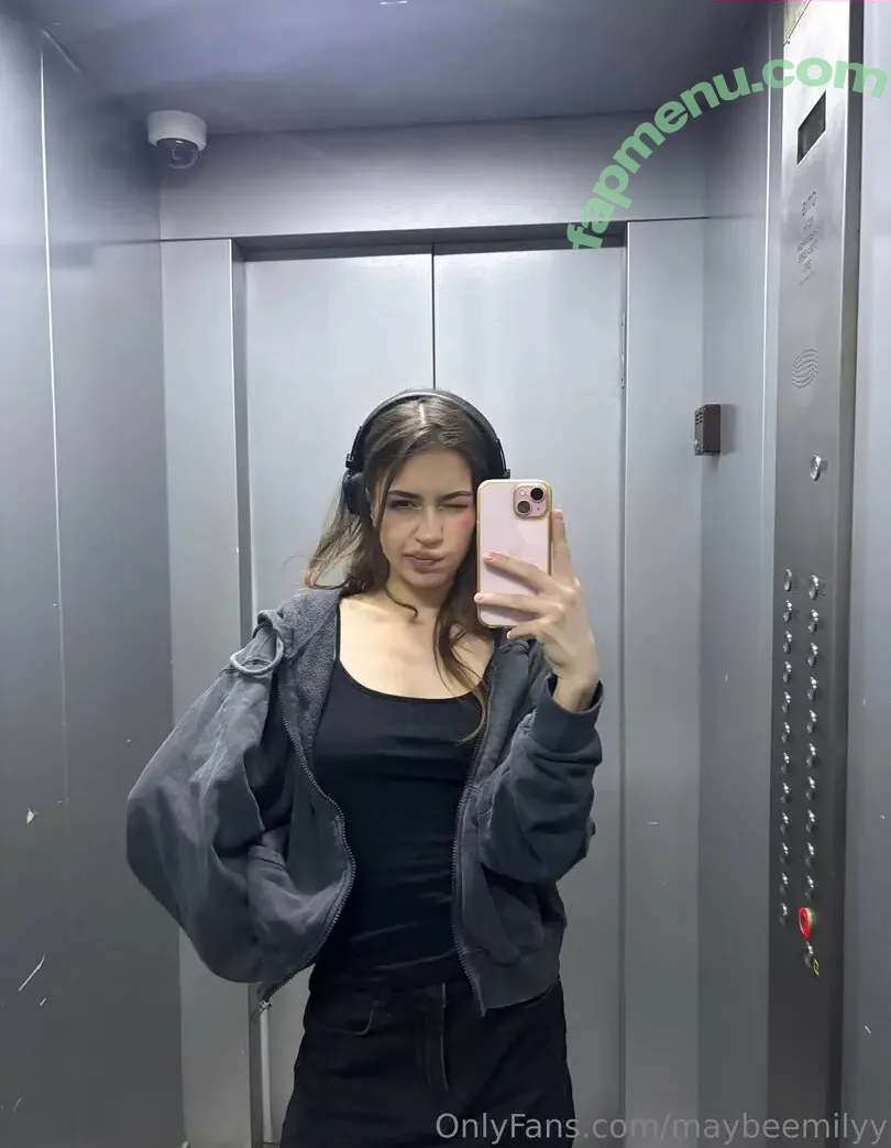 Maybeemilyy nude photo #0031 (maybeemily)