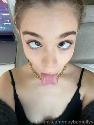 maybemollyy / Molly Little / maybemollyyy nude photo #0021