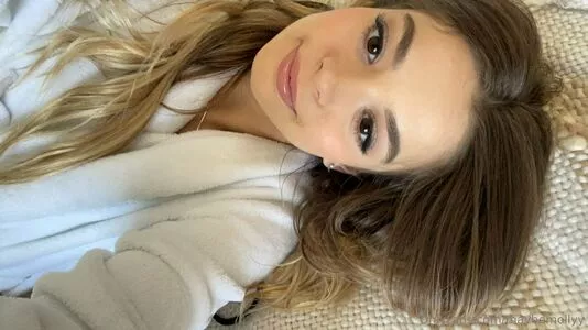 maybemollyy / Molly Little / maybemollyyy nude photo #0044