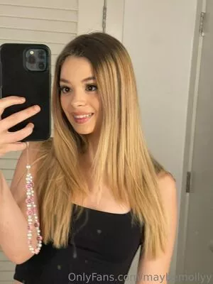 maybemollyy / Molly Little / maybemollyyy nude photo #0060