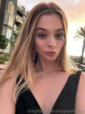 maybemollyy / Molly Little / maybemollyyy nude photo #0220