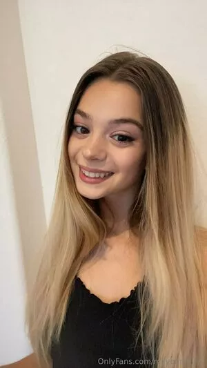 maybemollyy / Molly Little / maybemollyyy nude photo #0237