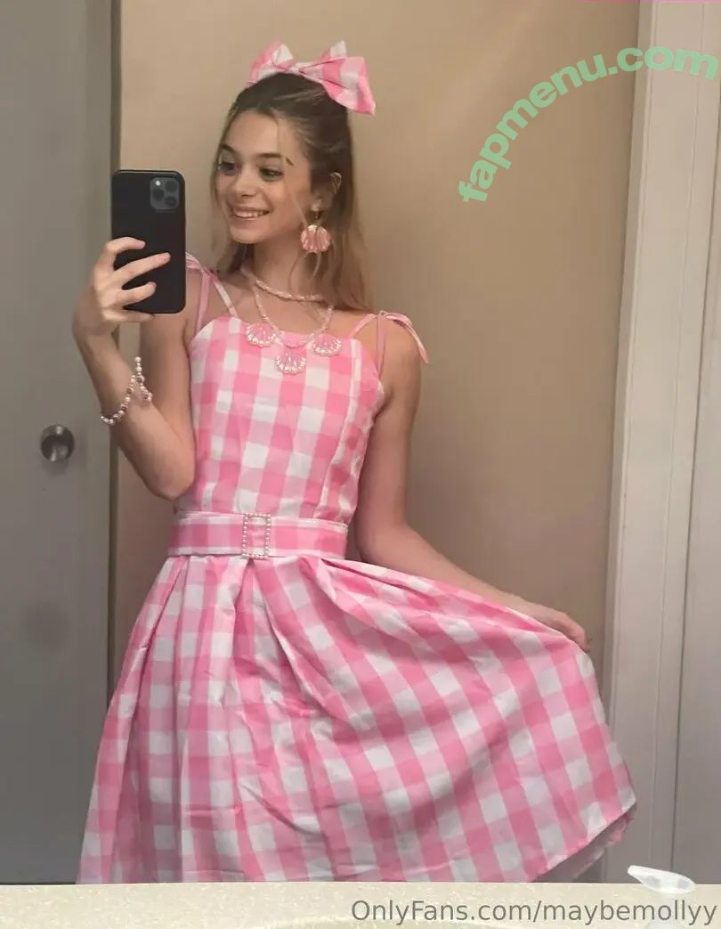 maybemollyy nude photo #0912 (Molly Little / maybemollyyy)
