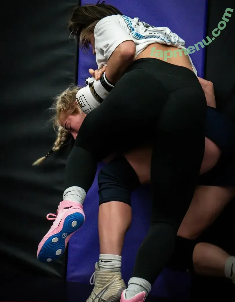 Maycee Barber nude photo #0086 (mayceebarber)