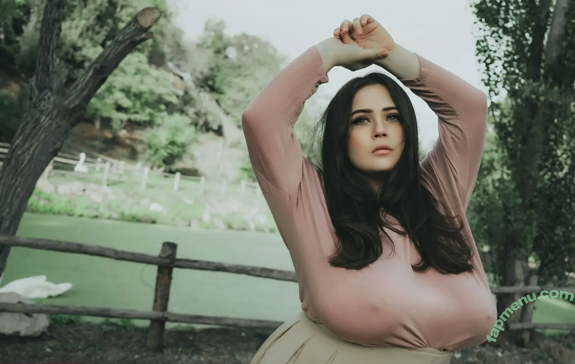 Mayer Lil nude photo #0328 (mayer_lil / mayer_lila)