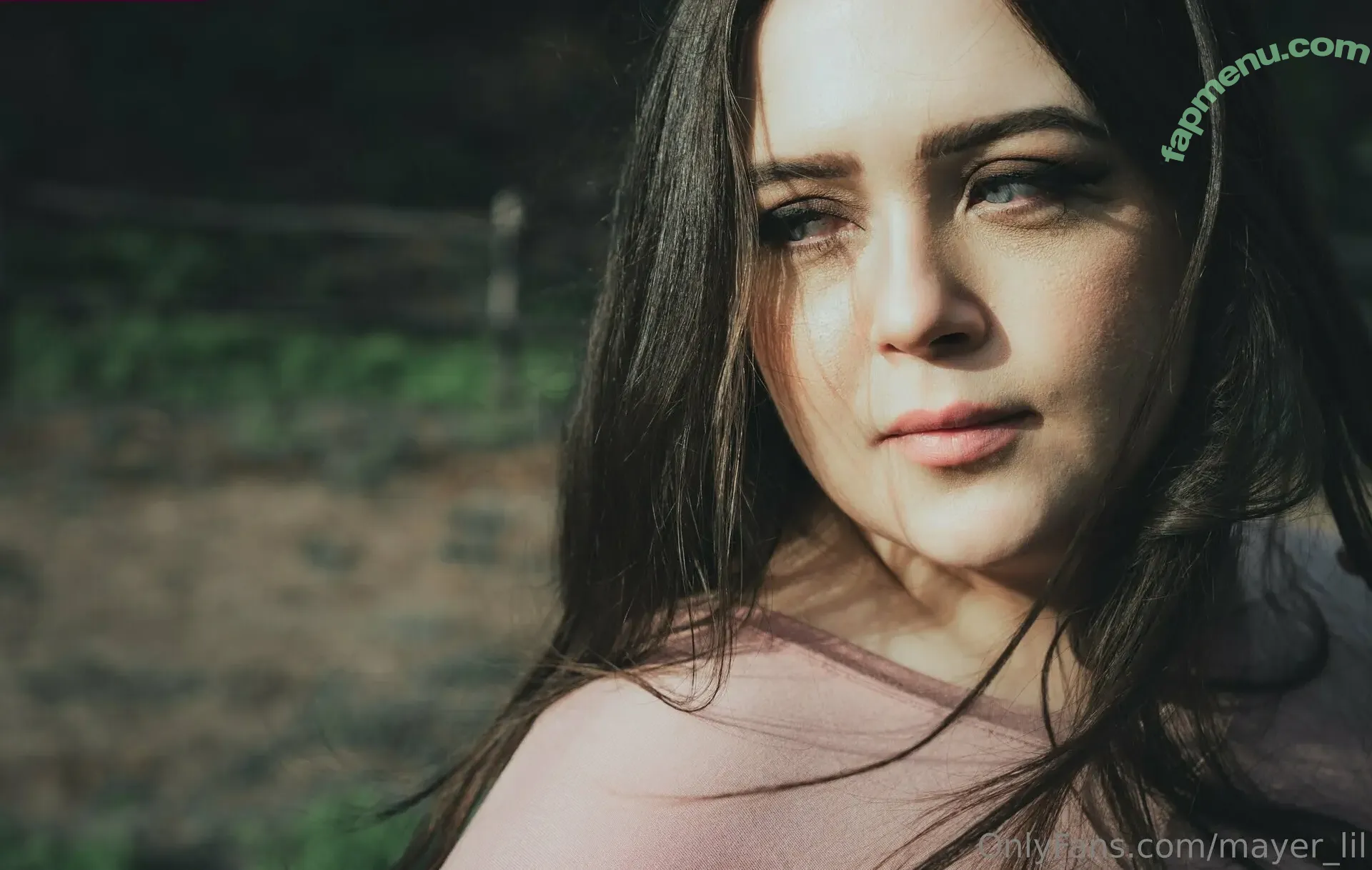 Mayer Lil nude photo #0339 (mayer_lil / mayer_lila)