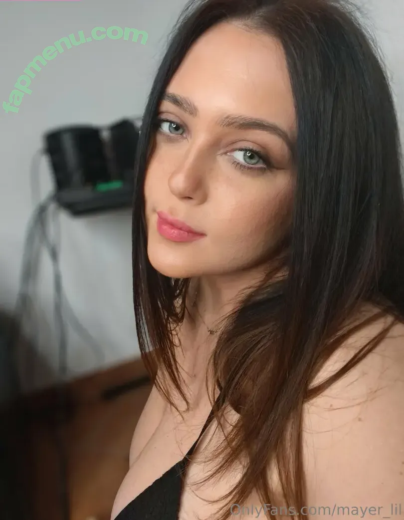 Mayer Lil nude photo #0366 (mayer_lil / mayer_lila)