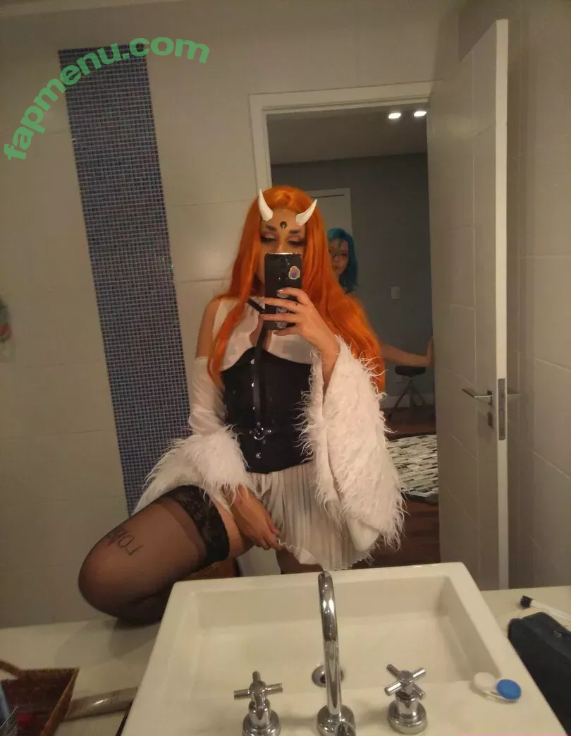 mayhemandbacon nude photo #0026 (sabathicc / vanessa.trindadeh)