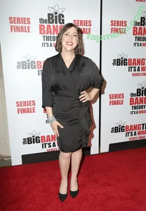 Mayim Bialik / missmayim nude photo #0014