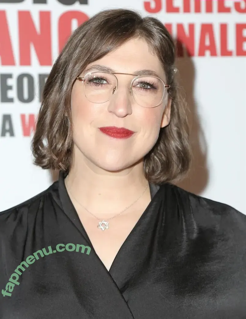 Mayim Bialik nude photo #0011 (missmayim)