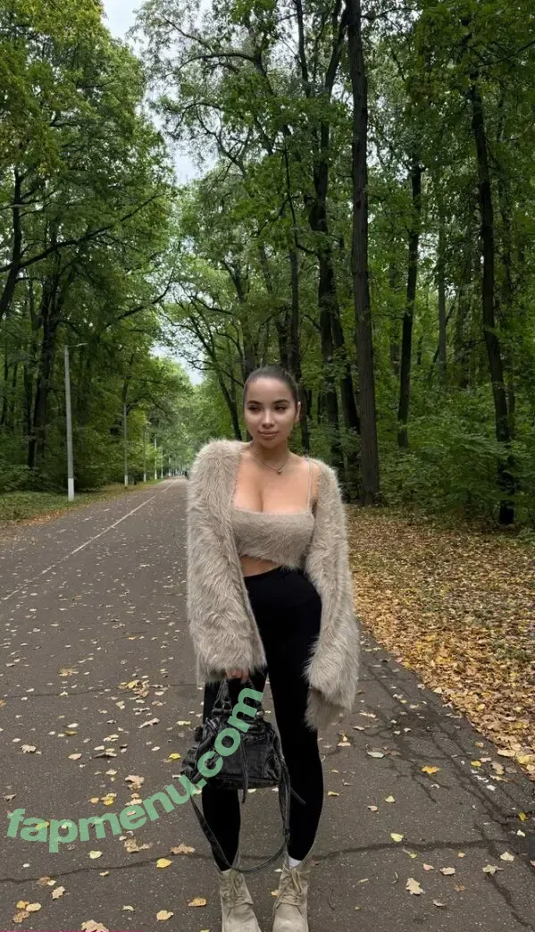 maytiyn nude photo #0487 (may_tiyn / tiynmay)