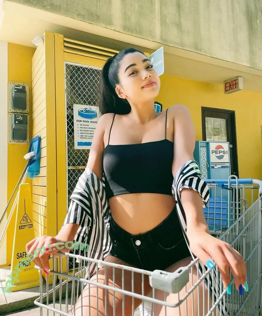 Mayuri nude photo #0372 (GiGi Tatei / mayumayumma / mayurinn0319)