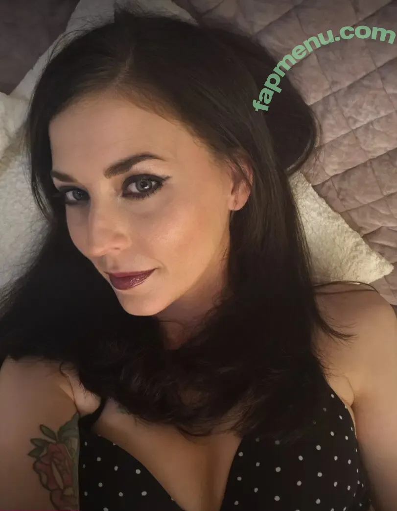 Mayvendoll nude photo #0013 (FuckingMILFMay)