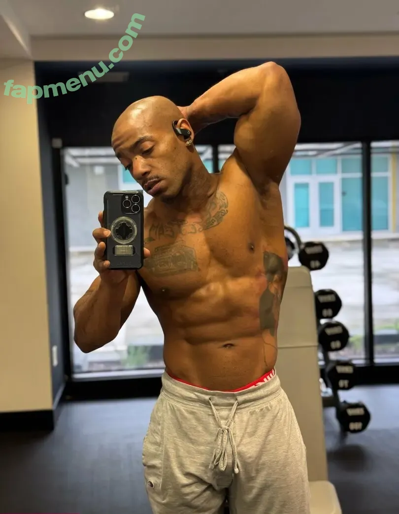 mazeethegoat nude photo #0080 (Kevie Hendrix)