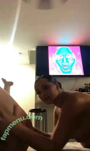 mbabygurlll24 / ellaslives222 nude photo #0011