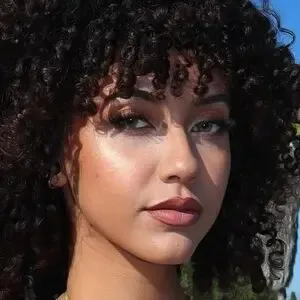 Mbeeco nude photo #0004