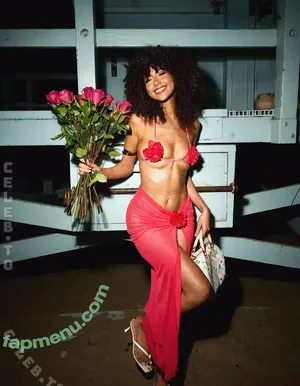 Mbeeco nude photo #0029