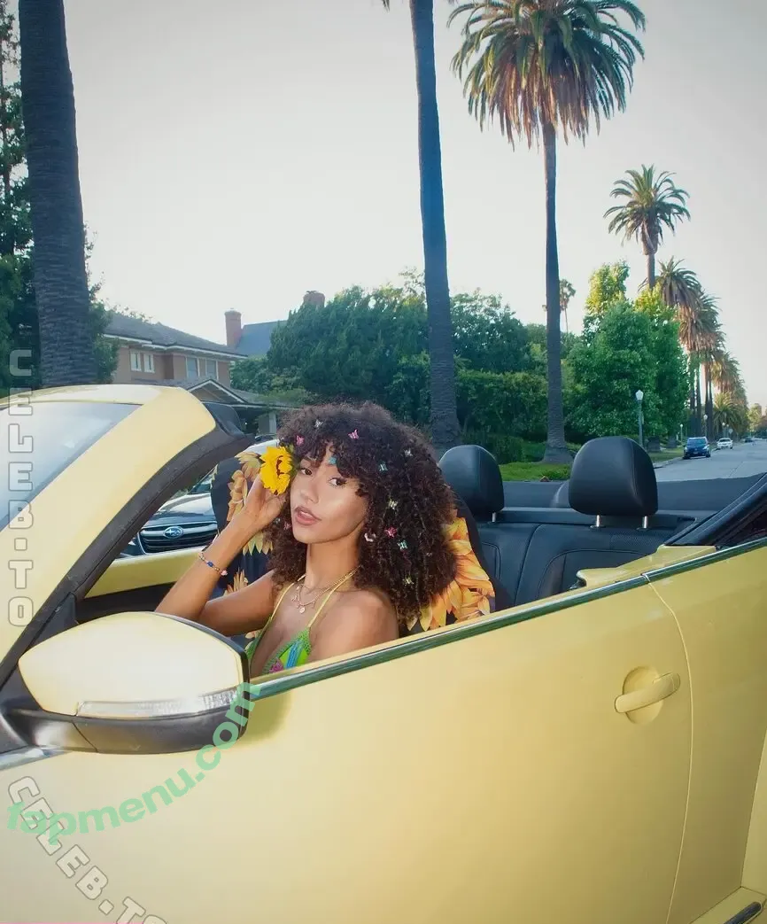 Mbeeco nude photo #0018 (Mbeeco)