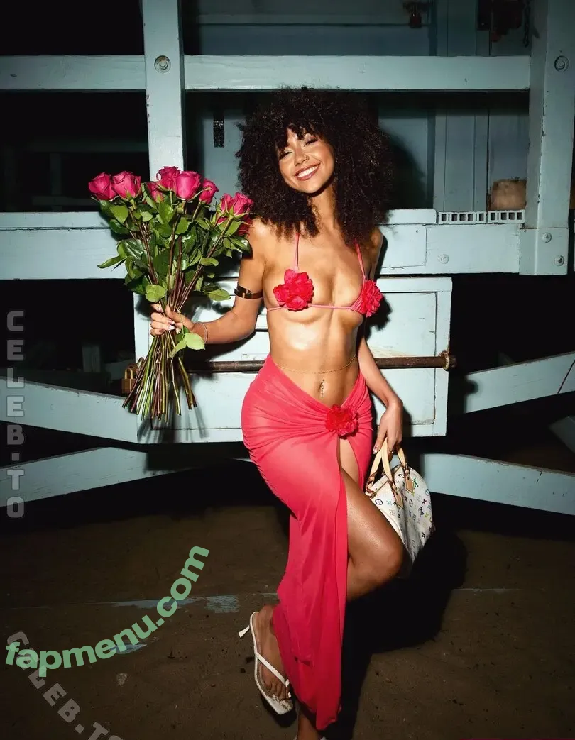 Mbeeco nude photo #0029 (Mbeeco)