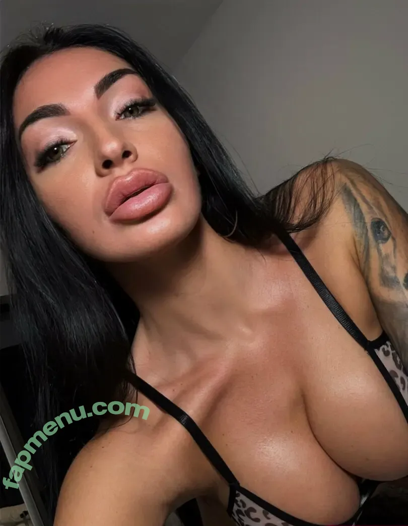 mbianka nude photo #0007 (mbianka)