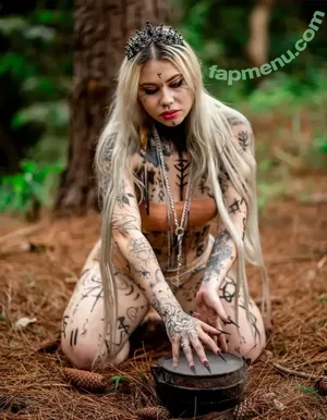 MC Erikah / mcerikah / mcerikahofc nude photo #0024