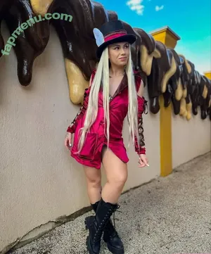 MC Erikah / mcerikah / mcerikahofc nude photo #0032